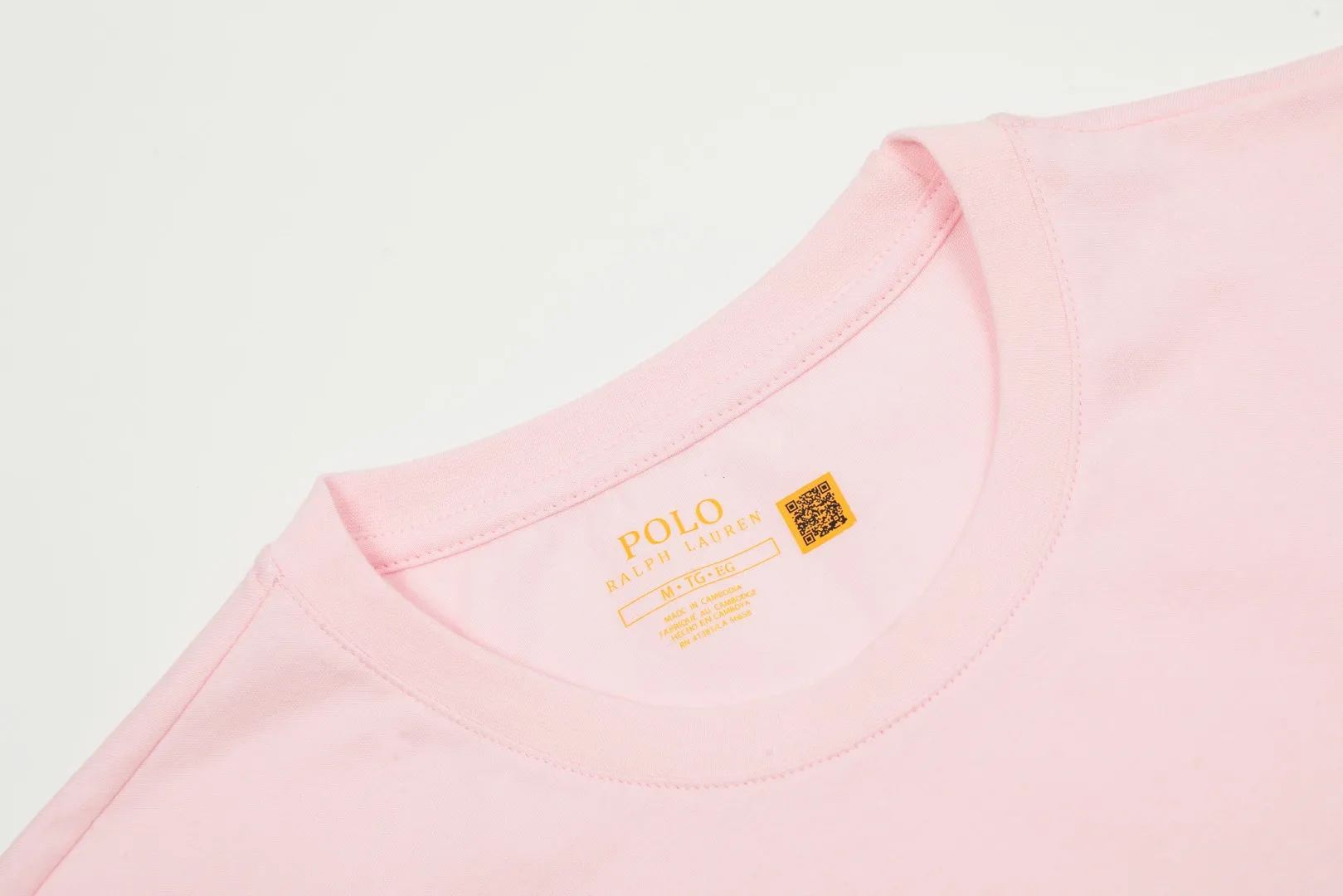 🅿️116 "Top quality" Style number: DS003# (not off the shelves all year round) [Ralph Lauren classic pony embroidered round neck basic short sleeves] ✅Ralph Lauren Ralph Lauren classic basic versatile round neck short sleeves ✅Main supplier platform live broadcast Wholesale entities Replenish when out of stock Not off the shelves ✅ZP quality 1:1 version Scan the code to enter the GF website Z cabinet quality ✅26 pieces of 180g hydrophilic toner 100% cotton fabric, comfortable and soft, strong breathability, high-end, cost-effective, good quality needless to say ✅Restore the original version, the maximum size can be worn up to 210 pounds, loose, comfortable and stress-free ✅Work wear, life wear, suitable for various occasions, must-have recommendation for couples Size: Powder white dark gray blue label light gray white label